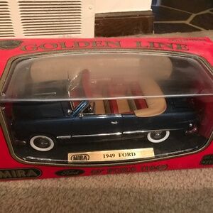 MIRA Golden Line 1:18 1949 Ford Die Cast NIB